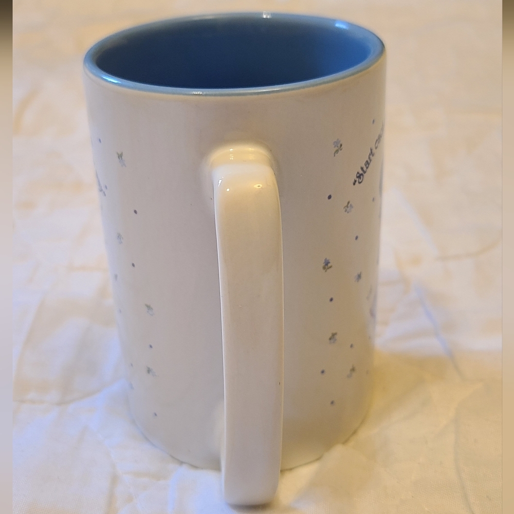 Vintage Holly Hobbie Mug 2002 "Start Each Day In A Happy Way" Blue & White - Picture 3 of 10